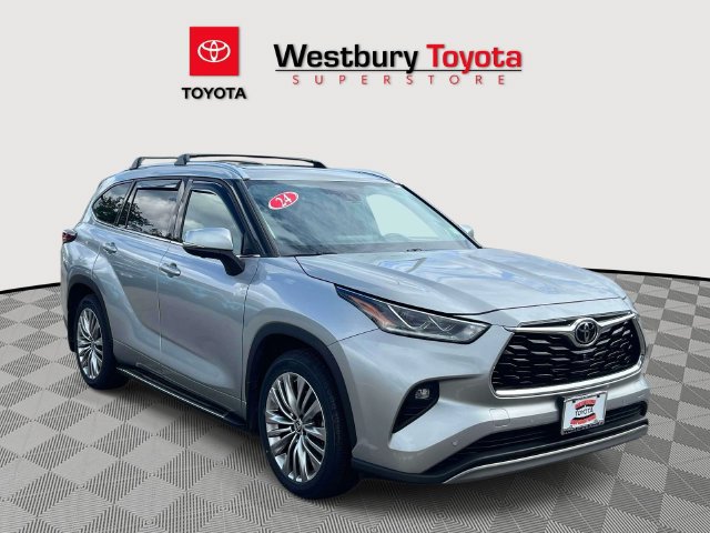 Used 2024 Toyota Highlander Platinum