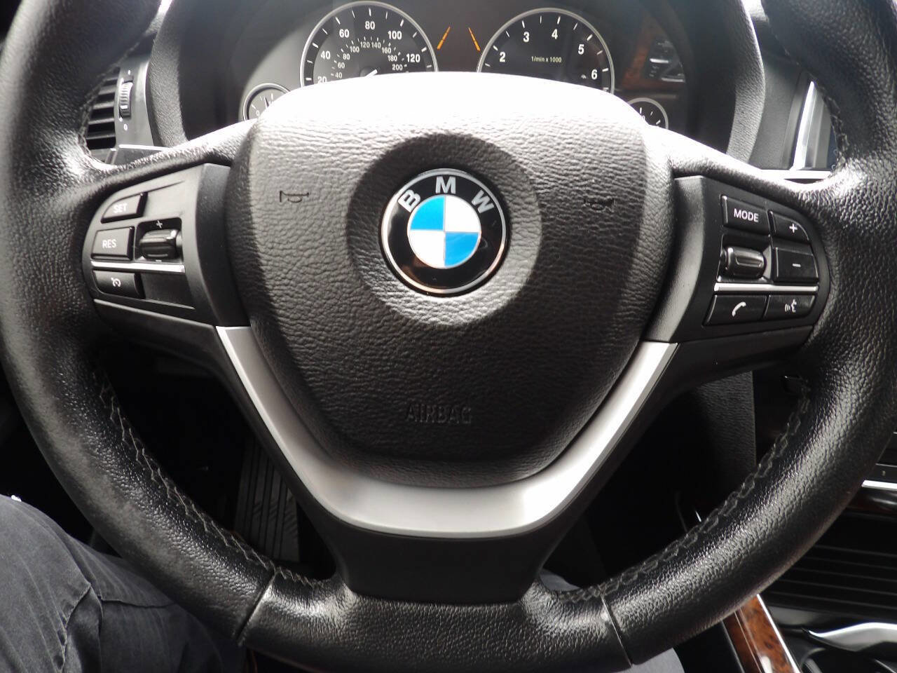 Used 2017 BMW X3 xDrive28i AWD/4WD image 29