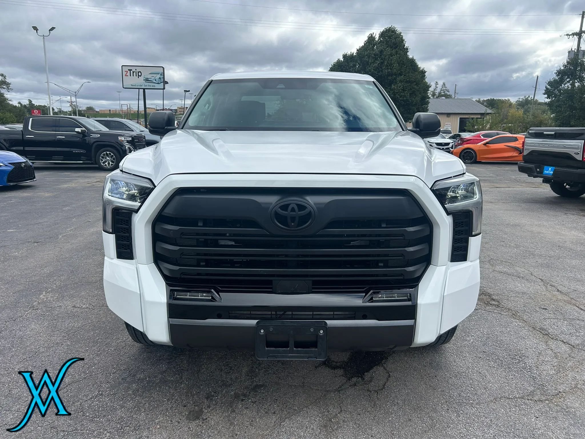 Used 2024 Toyota Tundra SR5 w/ SR5 Premium Package AWD/4WD image 2