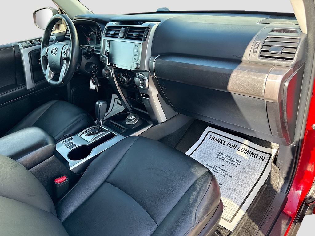Used 2021 Toyota 4Runner SR5 AWD/4WD image 13