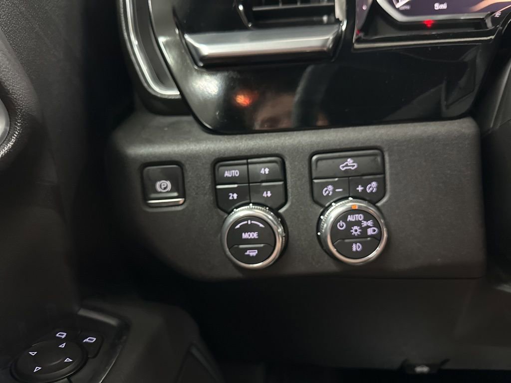 New 2026 GMC Sierra 1500 Elevation image 34