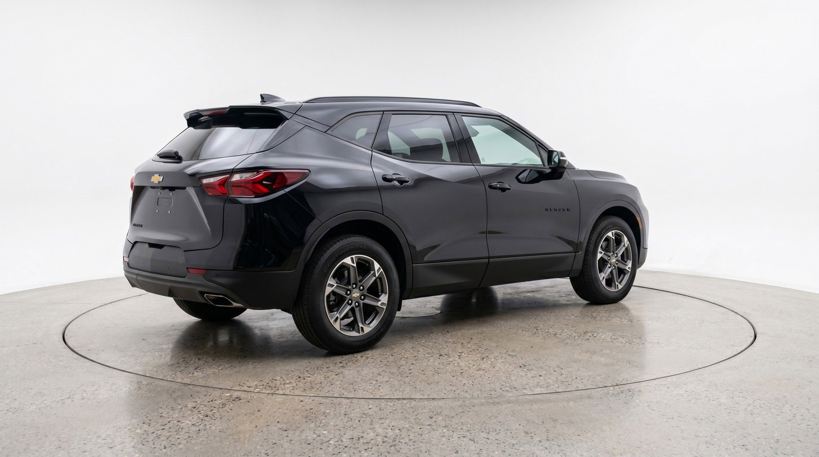 Used 2025 Chevrolet Blazer LT FWD image 9