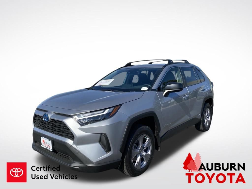 Certified 2024 Toyota RAV4 LE AWD/4WD image 4