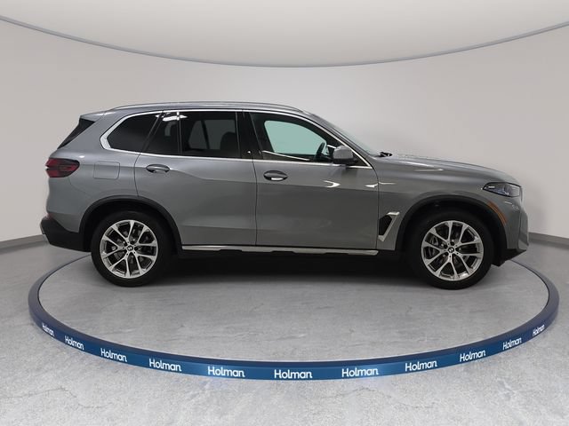 Used 2024 BMW X5 xDrive40i w/ Premium Package AWD/4WD image 5