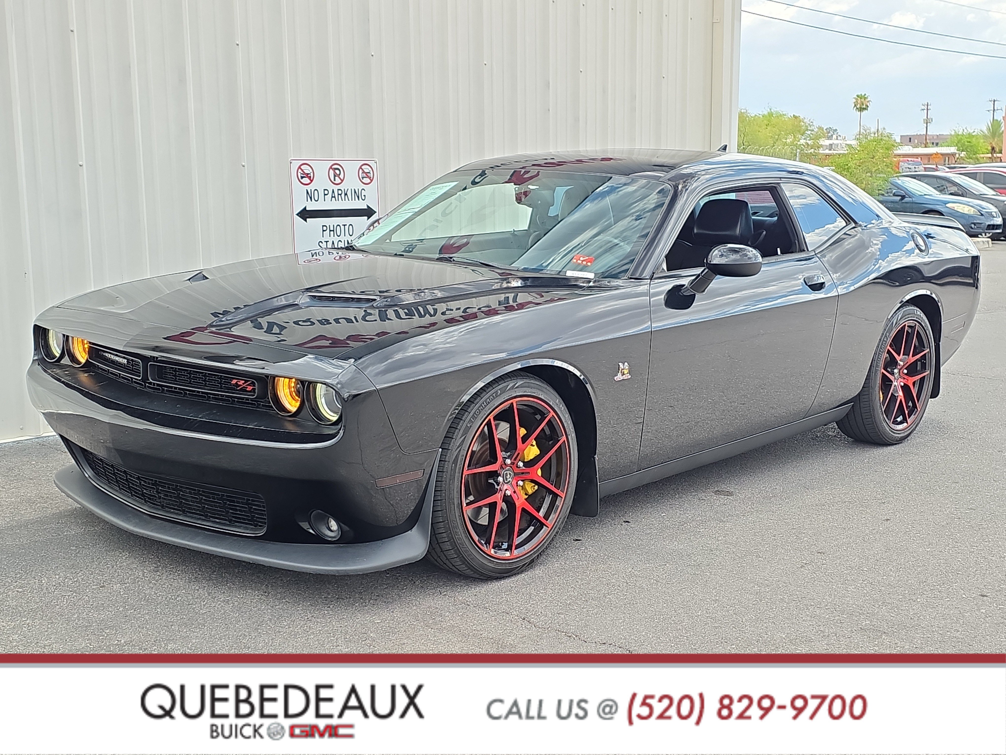 Used 2016 Dodge Challenger R/T Scat Pack w/ Leather Interior Group RWD image 3
