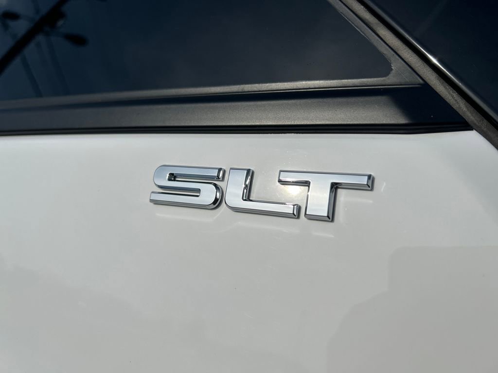 Certified 2021 GMC Terrain SLT image 11