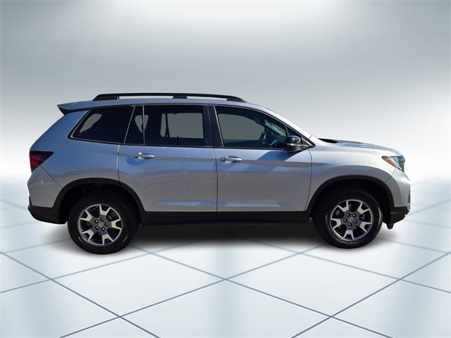 Certified 2022 Honda Passport TrailSport image 3