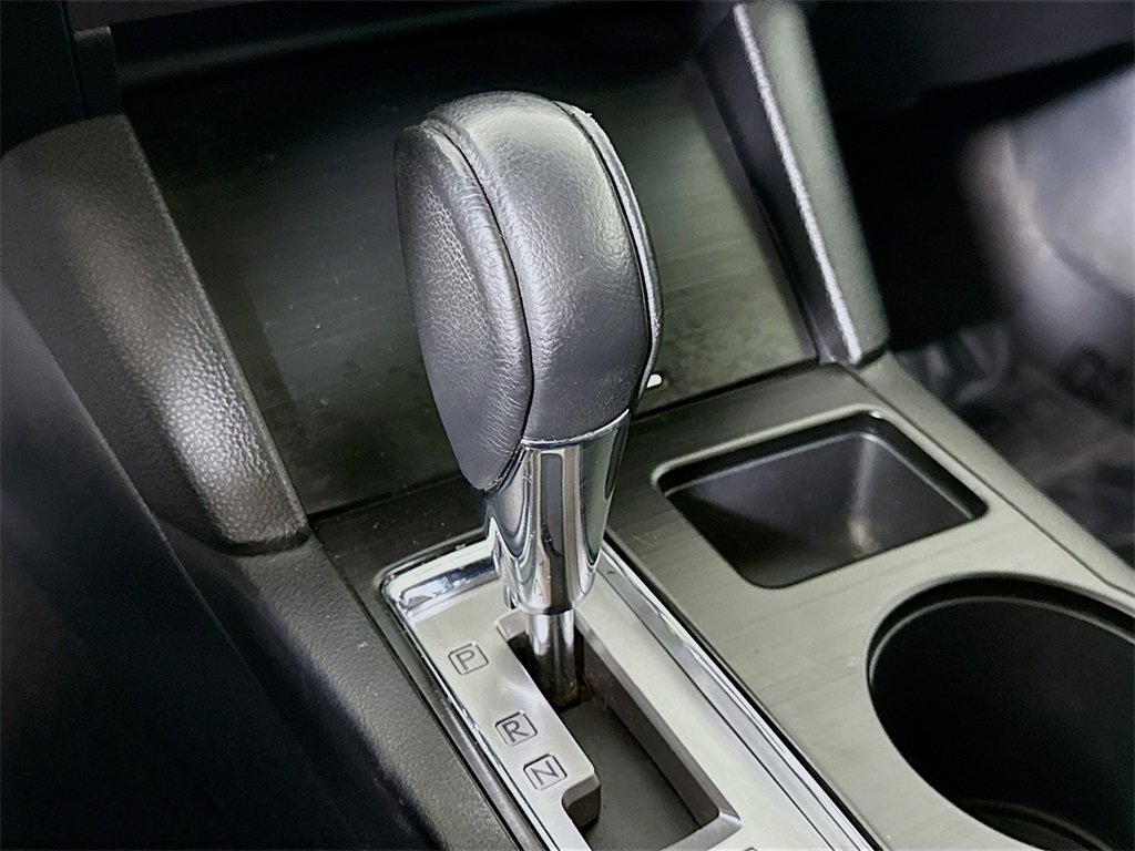 Used 2015 Subaru Outback 2.5i Limited image 10