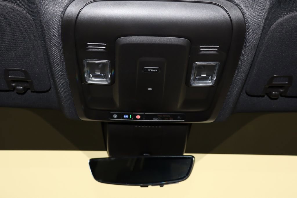 Used 2023 Chevrolet Tahoe 2WD image 27