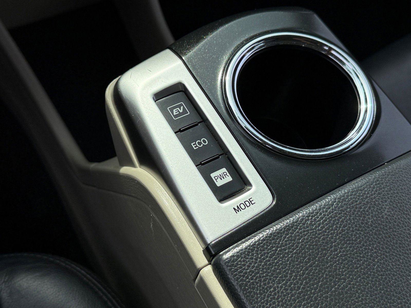 Used 2013 Toyota Prius V Two FWD image 24