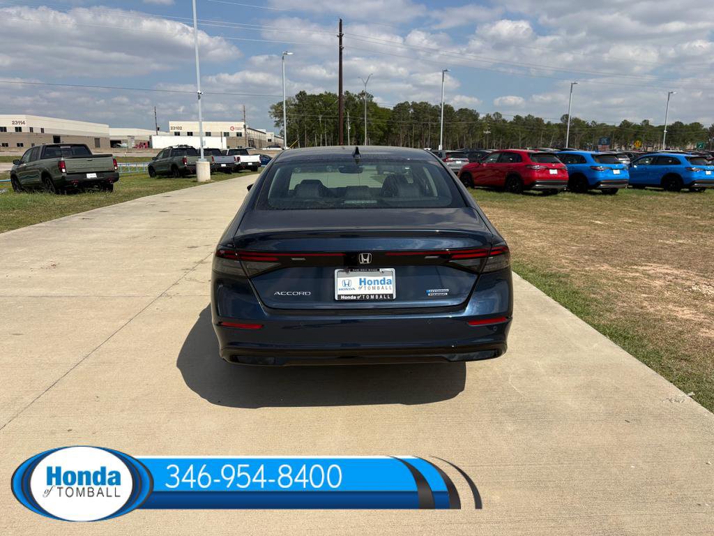 New 2026 Honda Accord Hybrid Touring image 5