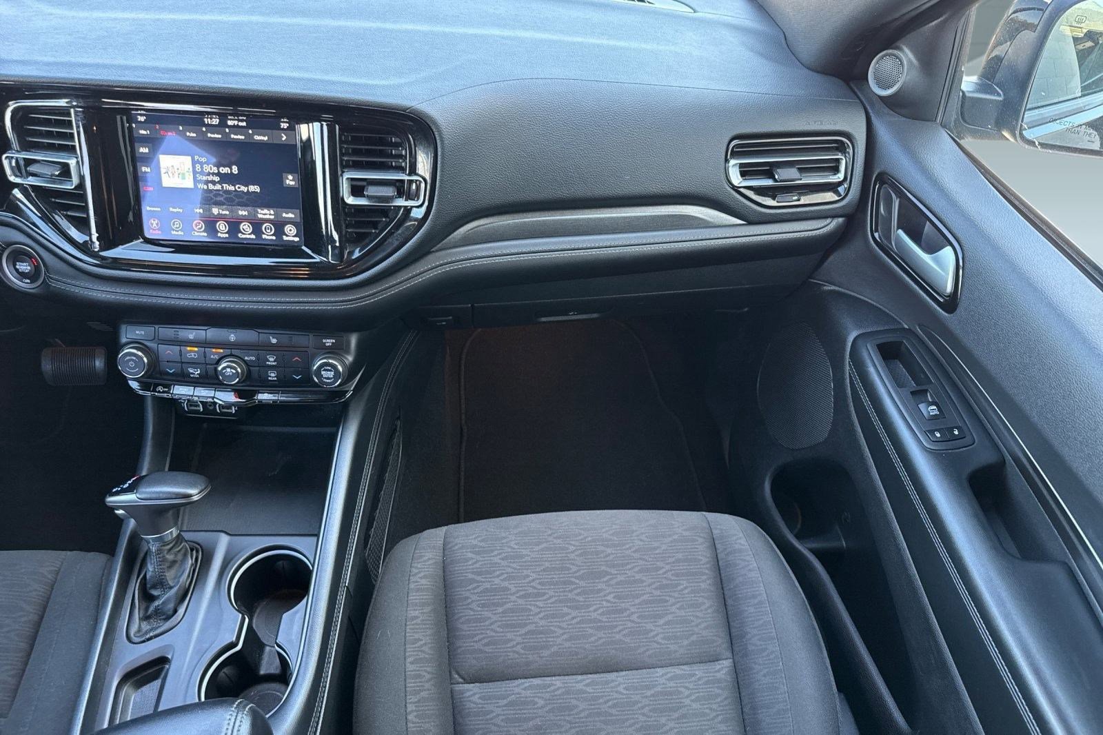 Used 2024 Dodge Durango SXT image 30