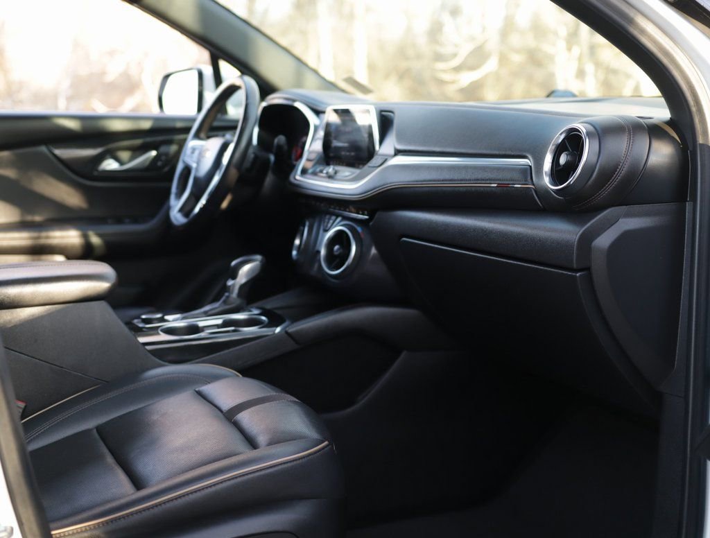 Used 2022 Chevrolet Blazer Premier w/ Enhanced Convenience Package AWD/4WD image 35