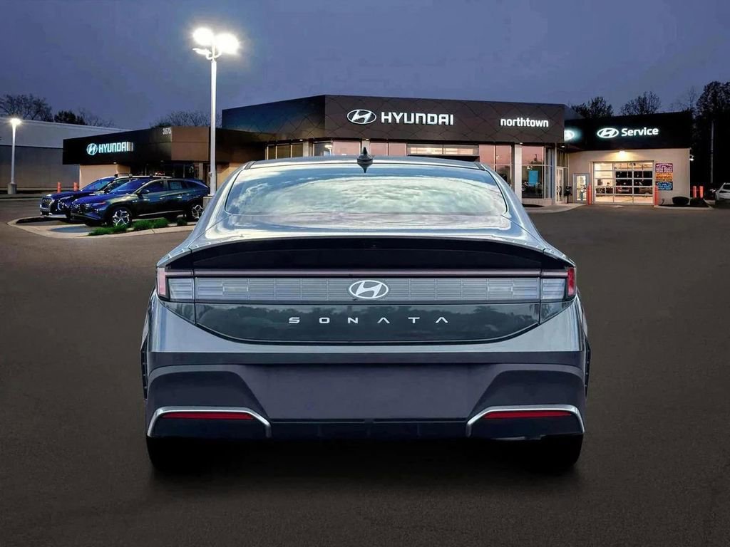 New 2026 Hyundai Sonata SE FWD image 6