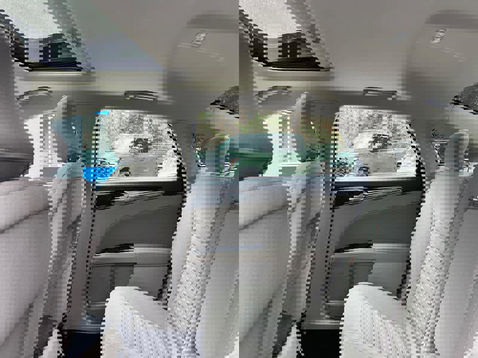 Used 2018 Ford Fusion SE w/ Fusion SE Technology Package image 30