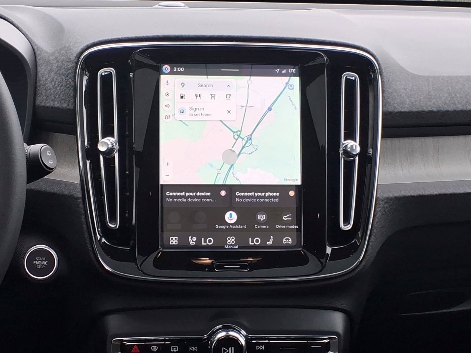 New 2026 Volvo XC40 B5 Plus w/ Climate Package AWD/4WD image 12
