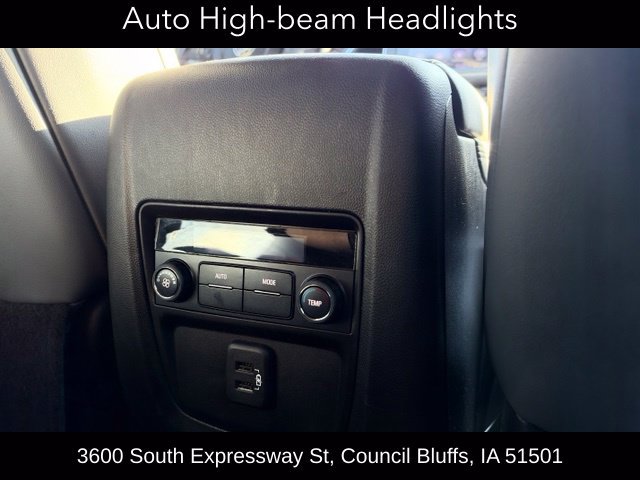 Used 2023 Buick Enclave Essence AWD/4WD image 29