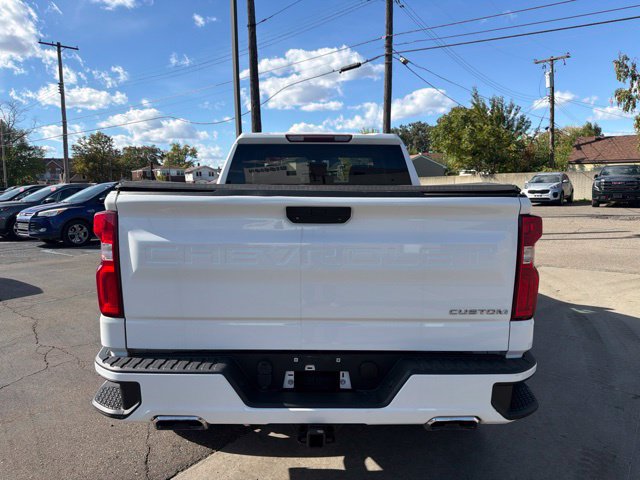 Used 2019 Chevrolet Silverado 1500 Custom w/ Custom Convenience Package AWD/4WD image 6