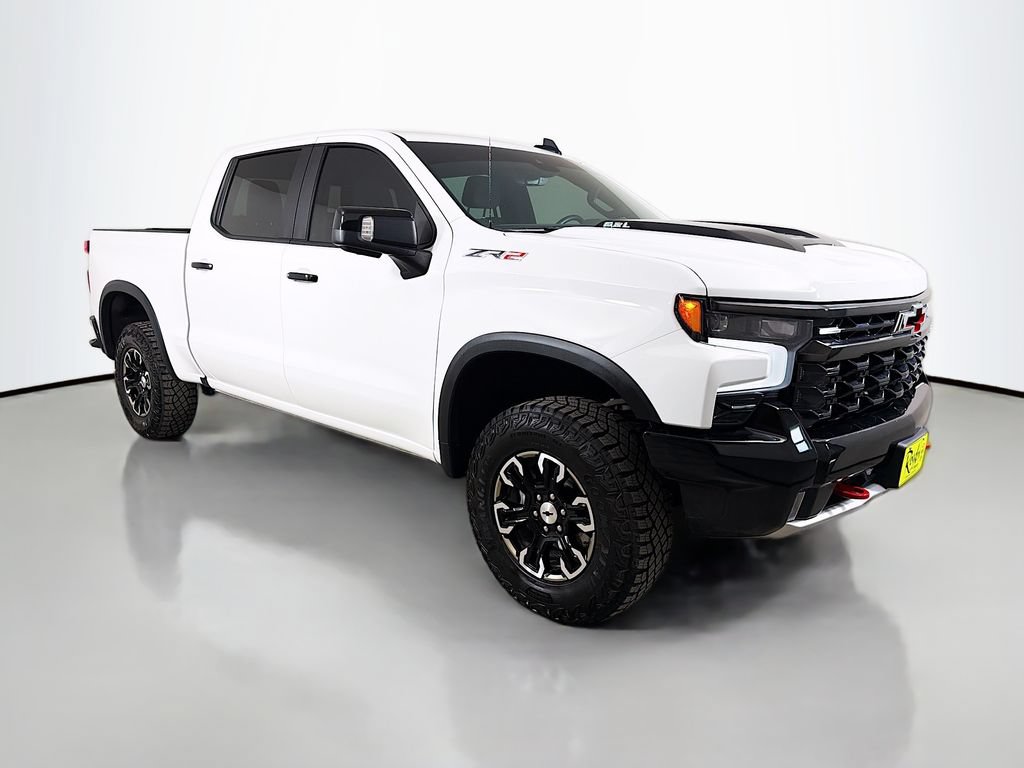 Used 2023 Chevrolet Silverado 1500 ZR2 w/ Technology Package AWD/4WD image 4