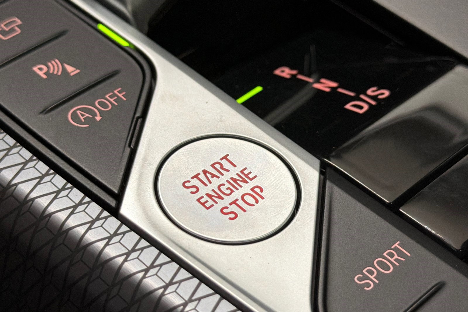 New 2026 BMW 430i Coupe w/ Parking Assistance Package image 28