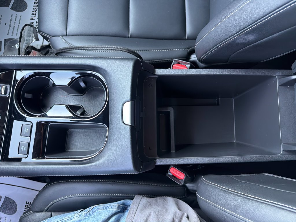 Certified 2025 Nissan Murano SV FWD image 23