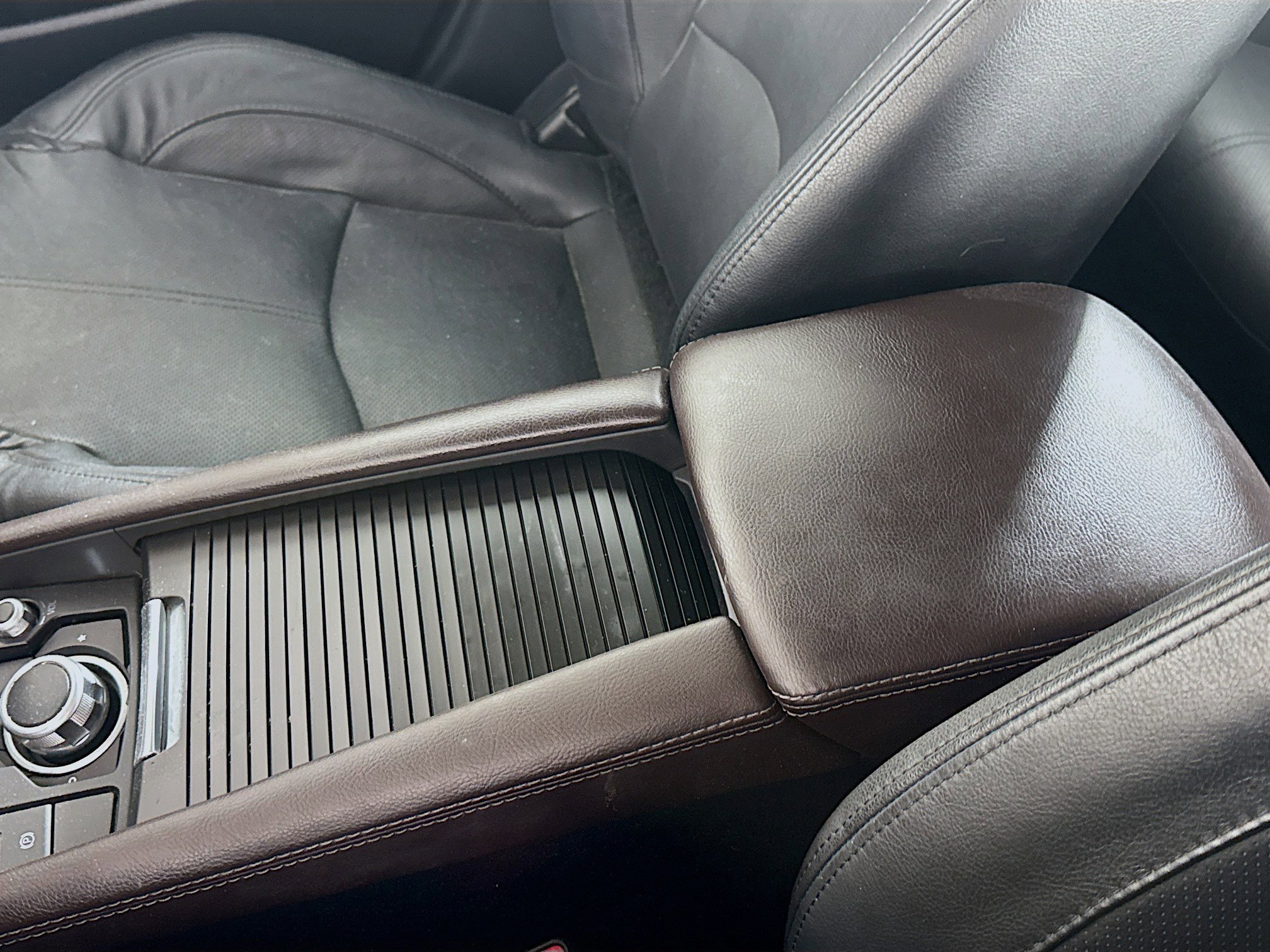 Used 2017 MAZDA MAZDA3 Grand Touring w/ Premium Equipment Package image 18