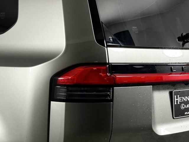 Used 2024 Lexus GX 550 w/ Accessory Package (Z1) AWD/4WD image 17