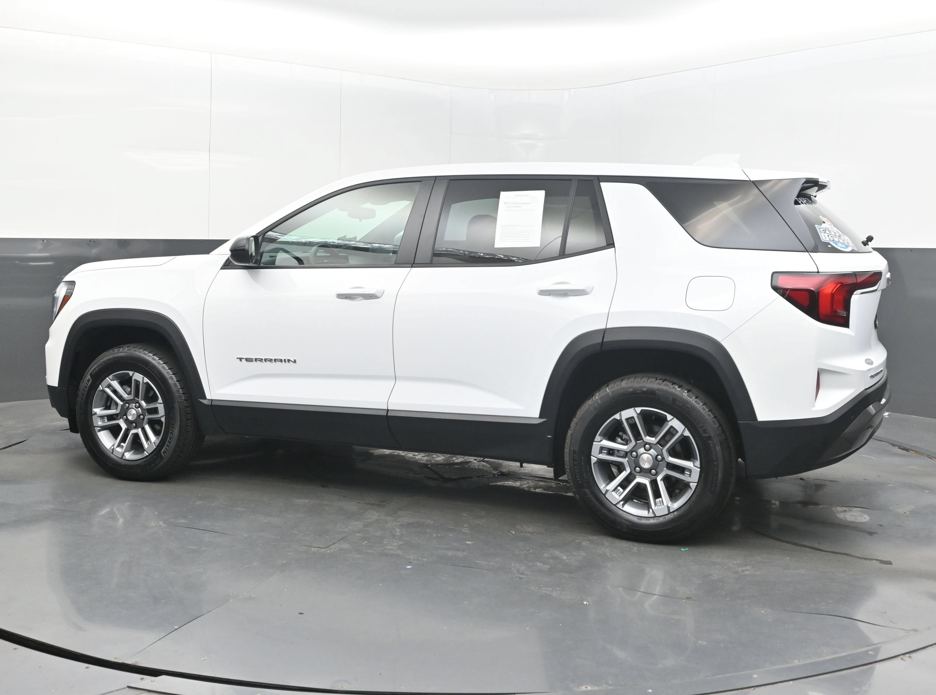 Used 2026 GMC Terrain Elevation FWD image 7