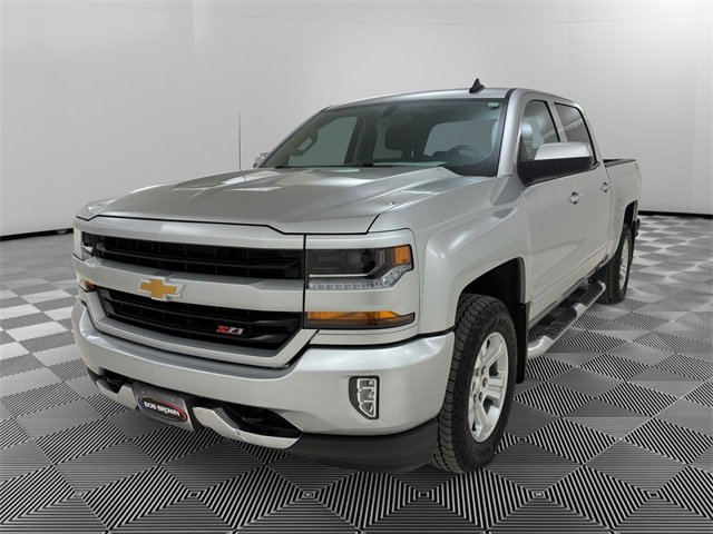 Used 2018 Chevrolet Silverado 1500 LT w/ Texas Edition image 7