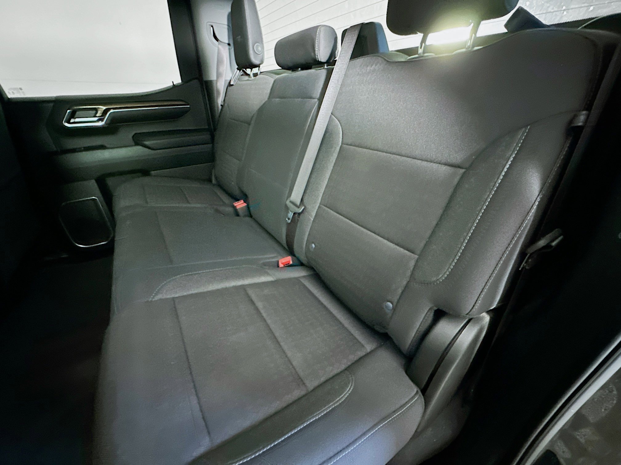 Used 2024 Chevrolet Silverado 1500 LT image 26