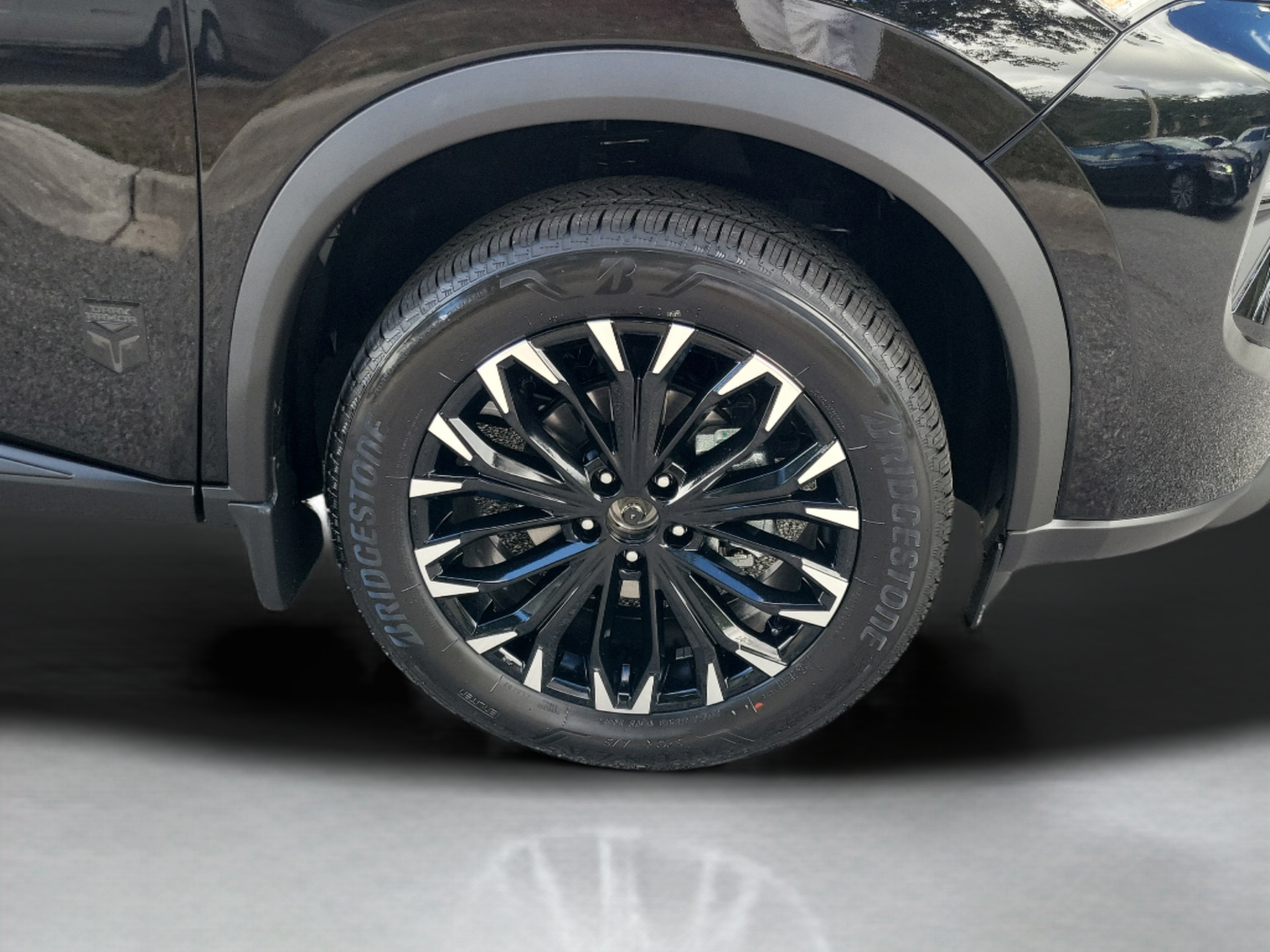 New 2026 Nissan Rogue Dark Armor FWD image 9