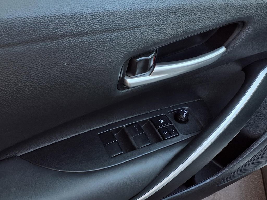 Certified 2024 Toyota Corolla SE w/ SE Premium Package image 16
