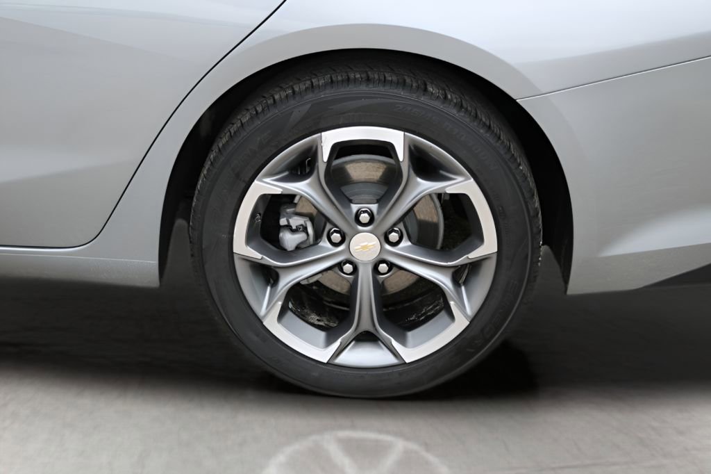 Used 2024 Chevrolet Malibu LT FWD image 9