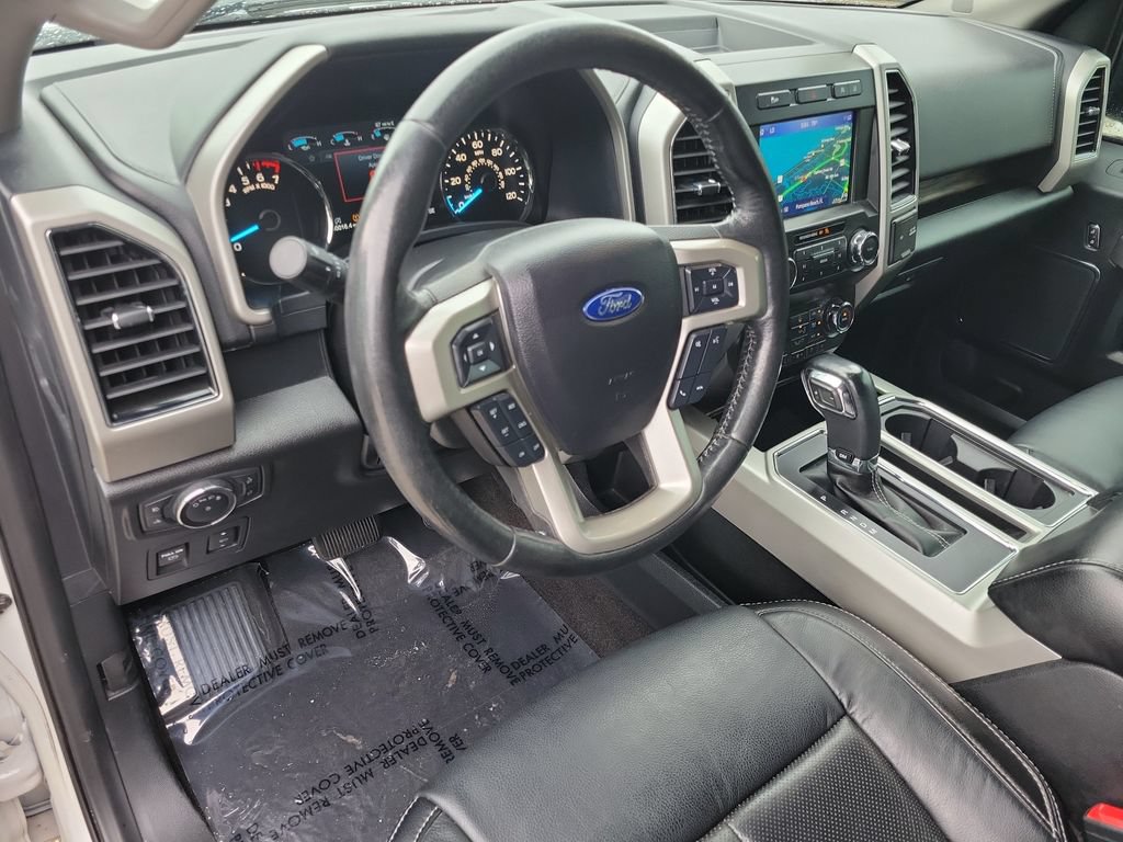 Used 2020 Ford F150 Lariat RWD image 22