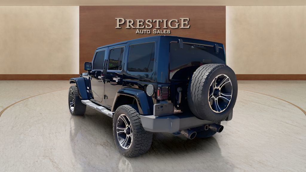 Used 2013 Jeep Wrangler Unlimited Sahara w/ Connectivity Group image 10