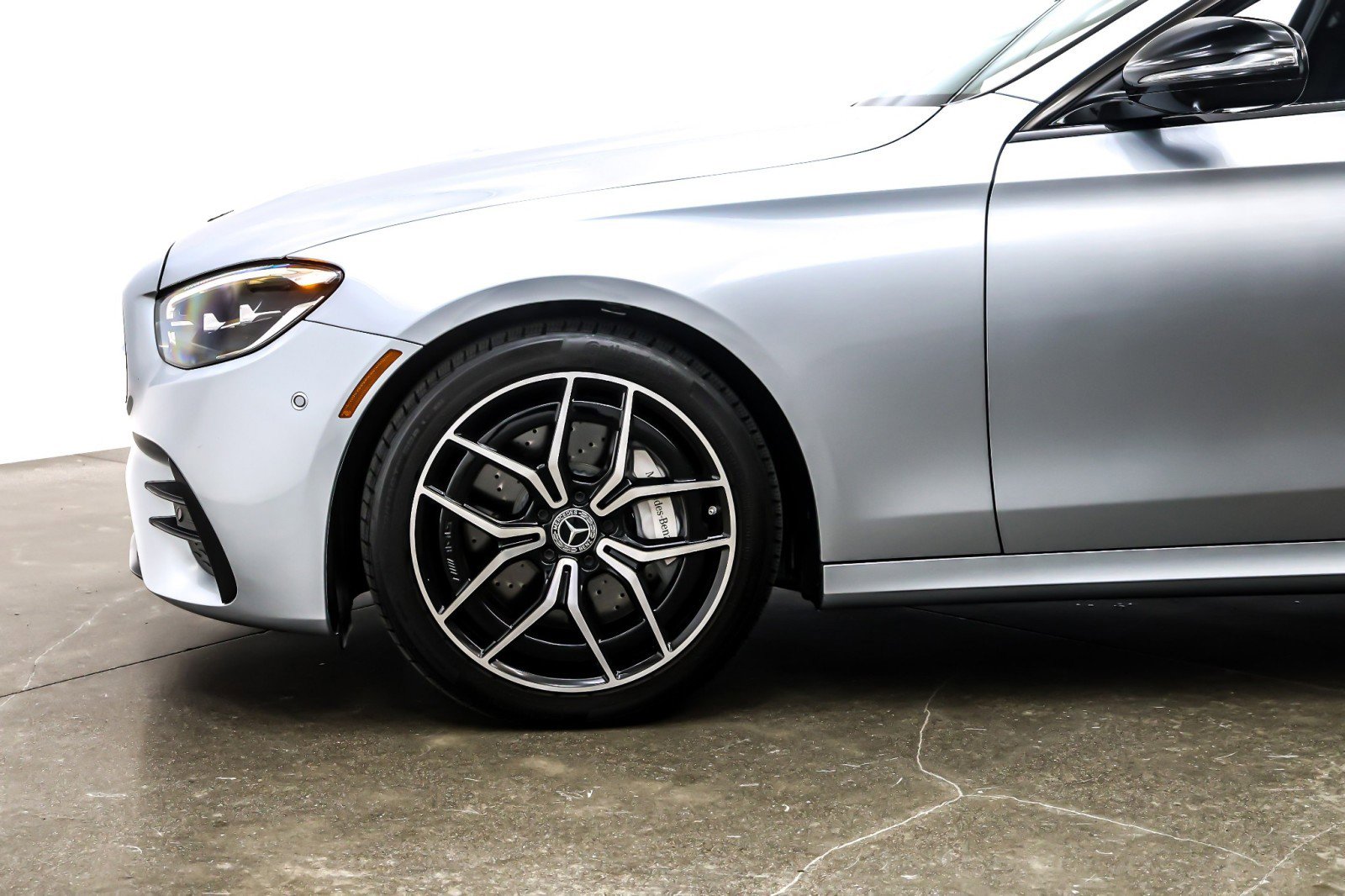 Used 2022 Mercedes-Benz E 350 Sedan image 10