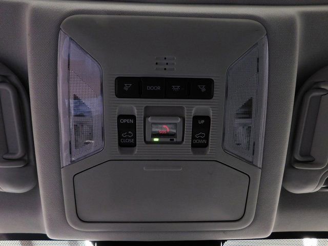 Used 2023 Toyota RAV4 XLE Premium image 32