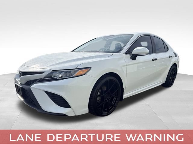 Used 2020 Toyota Camry SE FWD image 10
