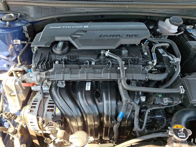 Certified 2022 Hyundai Elantra SEL w/ Convenience Package FWD image 29
