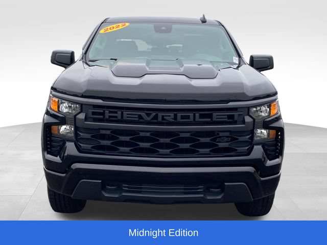 Used 2022 Chevrolet Silverado 1500 Custom Trail Boss w/ Midnight Edition AWD/4WD image 2