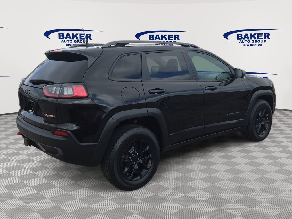 Used 2020 Jeep Cherokee Trailhawk image 4