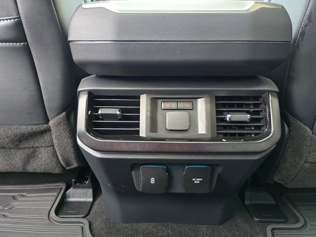 Used 2023 Ford F150 Lightning Platinum image 35