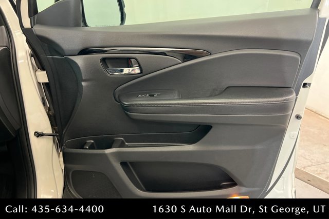 Used 2017 Honda Pilot Touring image 24