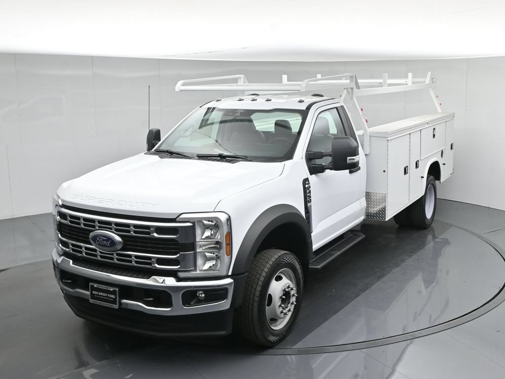 New 2025 Ford F450 XL w/ XL Chrome Package RWD image 41