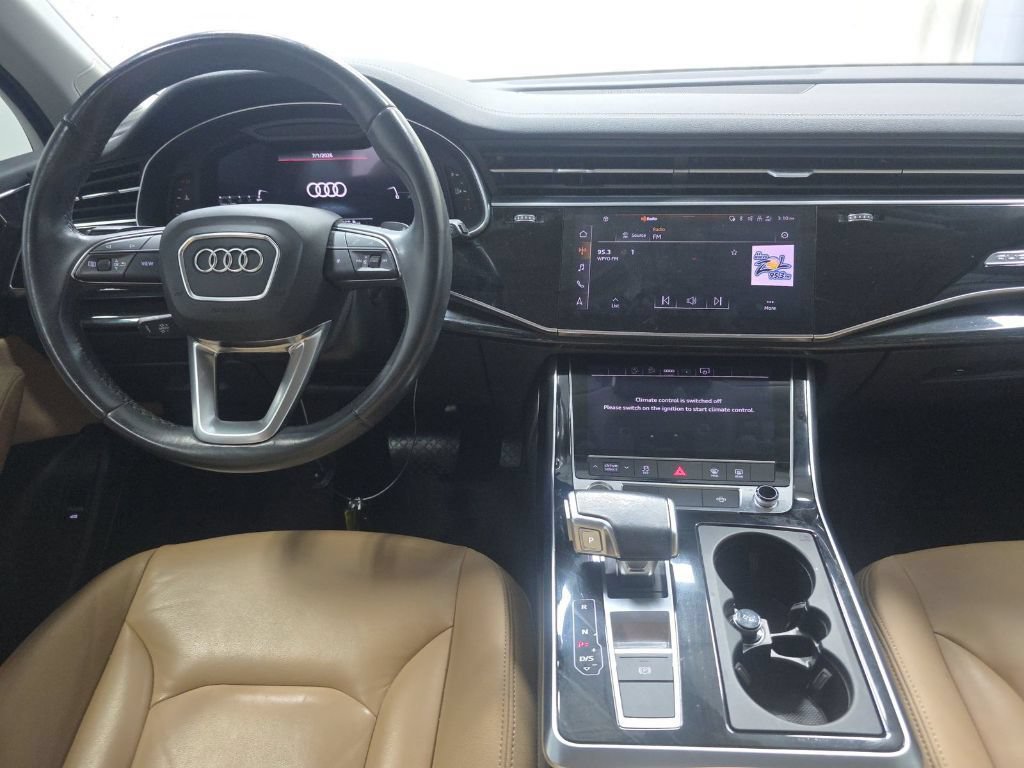 Used 2023 Audi Q7 2.0T Premium Plus w/ Premium Plus Package AWD/4WD image 8