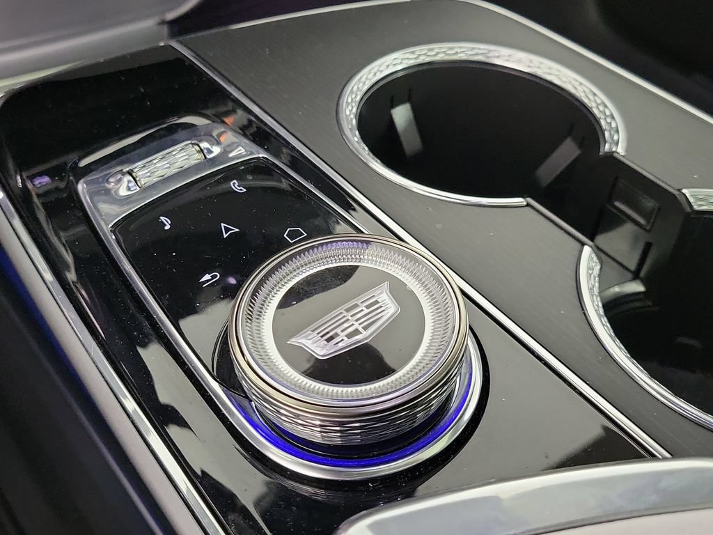 Used 2024 Cadillac Lyriq Sport AWD/4WD image 31