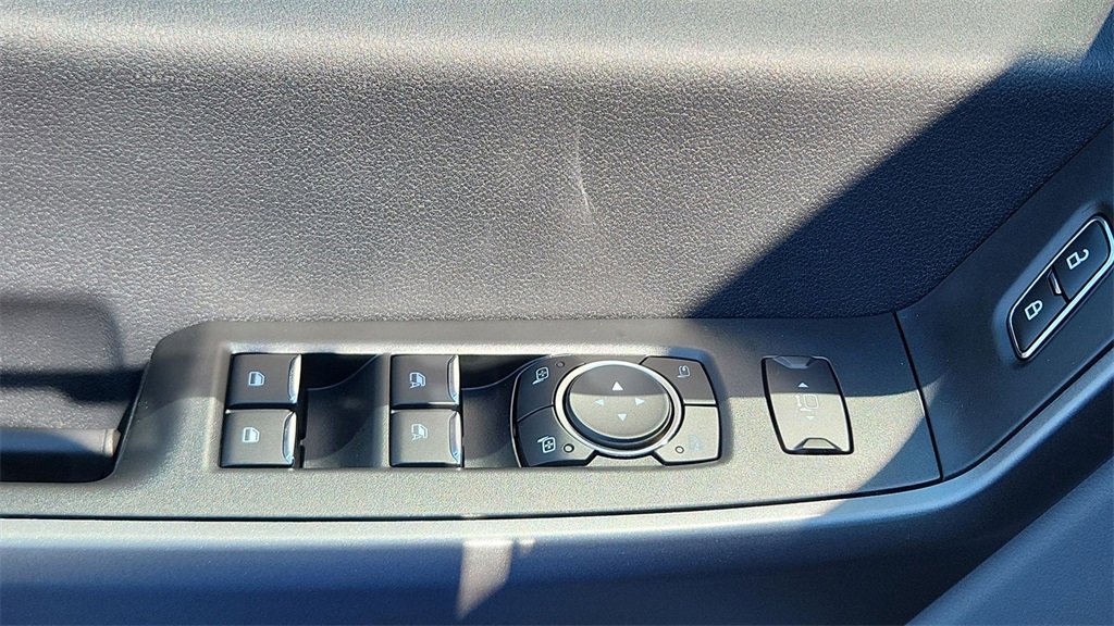 New 2026 Ford F250 XLT w/ FX4 Off-Road Package image 17