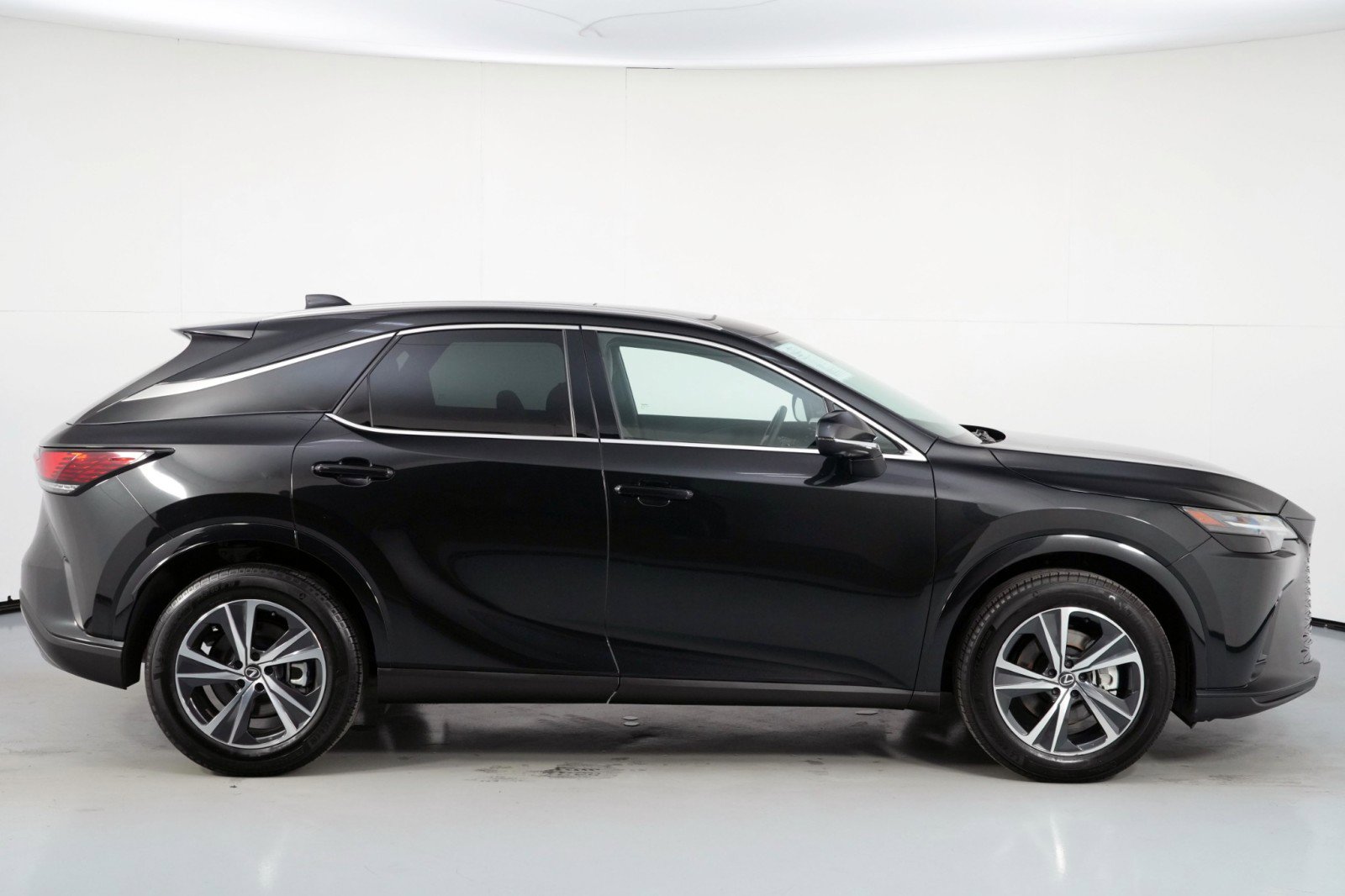 Used 2024 Lexus RX 350h w/ Convenience Package AWD/4WD image 54