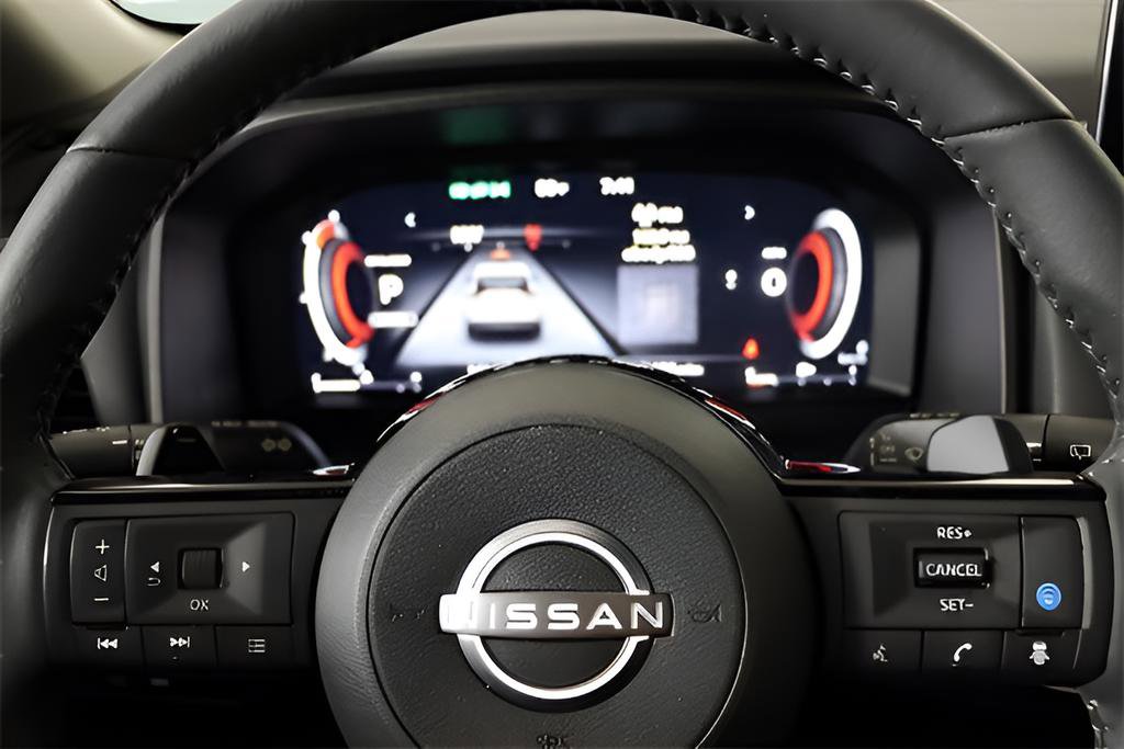 Used 2024 Nissan Rogue SL w/ SL Premium Package image 16