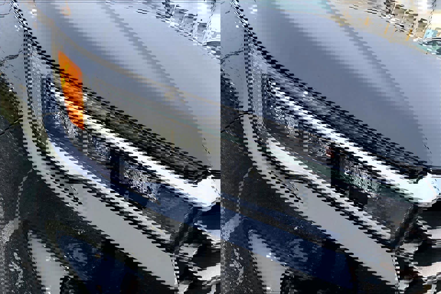 Used 2025 Honda Pilot EX-L image 27